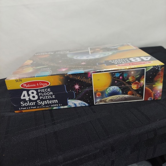 Melissa & Doug Solar System Floor Puzzle 48pcs‎ 2 ft x 3 ft - Picture 4 of 5